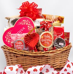 Sensational Expressions of Love ($200 & Up) Valentine's Day